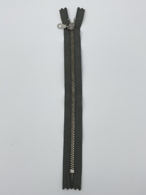 YKK Silver Nickel Metal Zip 9 Inch with Donut Pull - Gun Metal Grey - Image 2