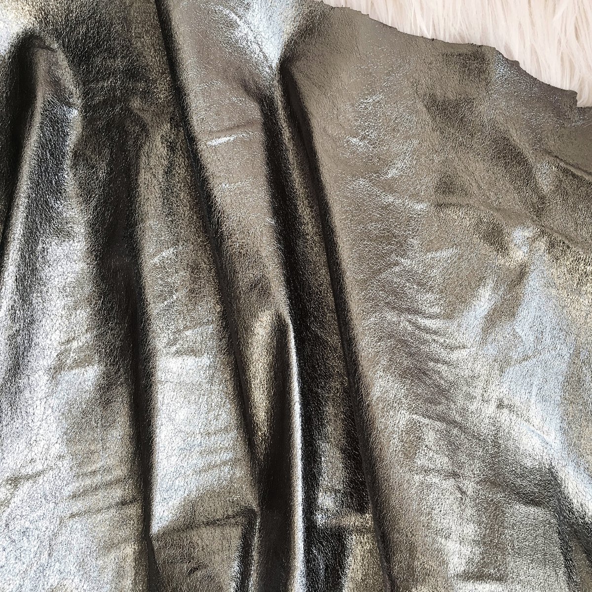gunmetal_soft_vinyl_metallic_crackle_pu_leather_1200x Sew Hungry Hippie Soft Vinyl Gunmetal 18" x 54" - Image 1