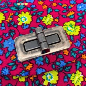 Serial Bagmakers Push Together Turn Lock - Image 10