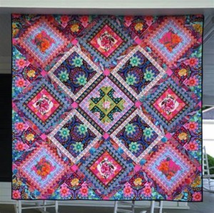 Anna Maria’s Trilingual Quilt Kit - Image 2