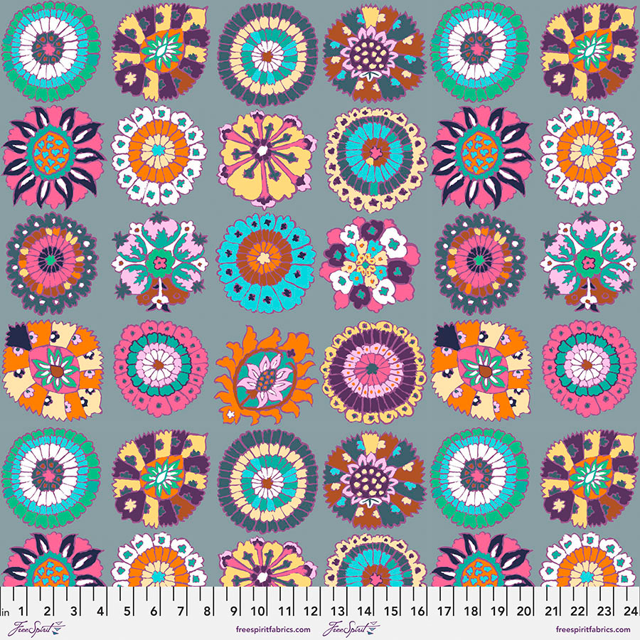 PWGP192.GREY Carpet Cookies Kaffe Fassett Collective February 2023 Carpet Cookies Grey - Image 1