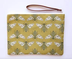 Gingiber Busy Bee Pouch