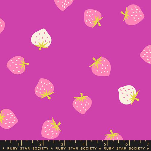 3085-18 Strawberry Toss Berry - Image 1